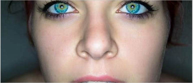 Pictures of colored eyes